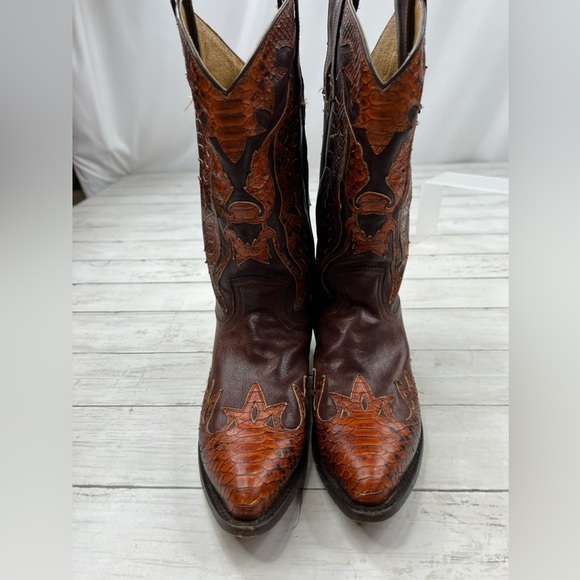 Frye Women’s Western Alligator Leather CowBoy Boots Size 9B - Picture 2 of 11